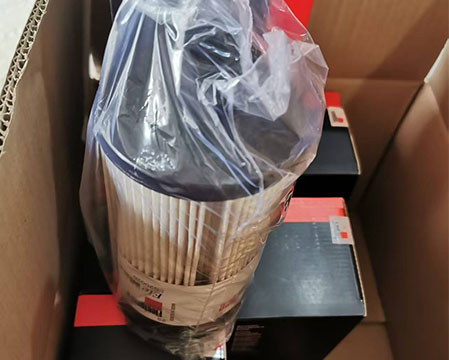 Fleetguard FS20020 Spin‑on Fuel Water Separator Filter