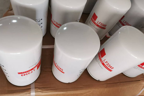 <b>Fleetguard LF3349 Oil Filter</b>