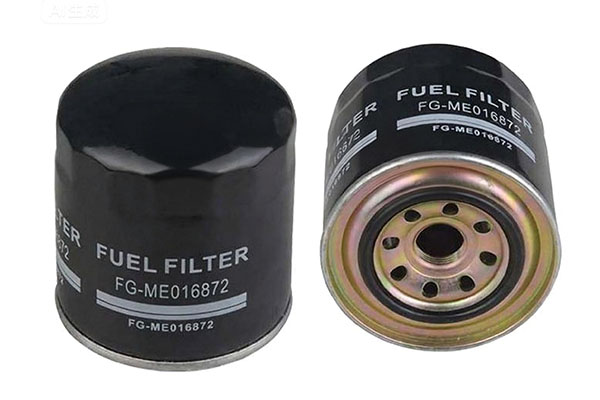MITSUBISHI Fuel filter ME016872